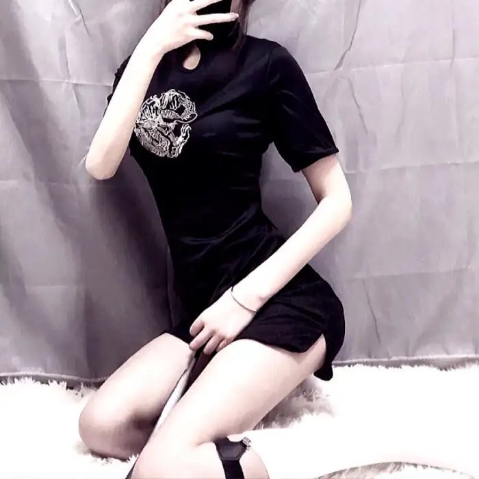 缺席